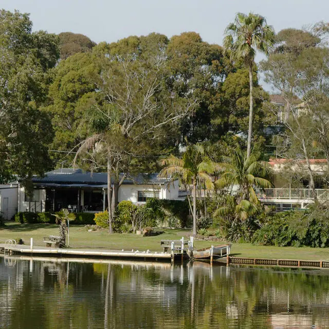 Houses on Natuna Ave at Budgewoi